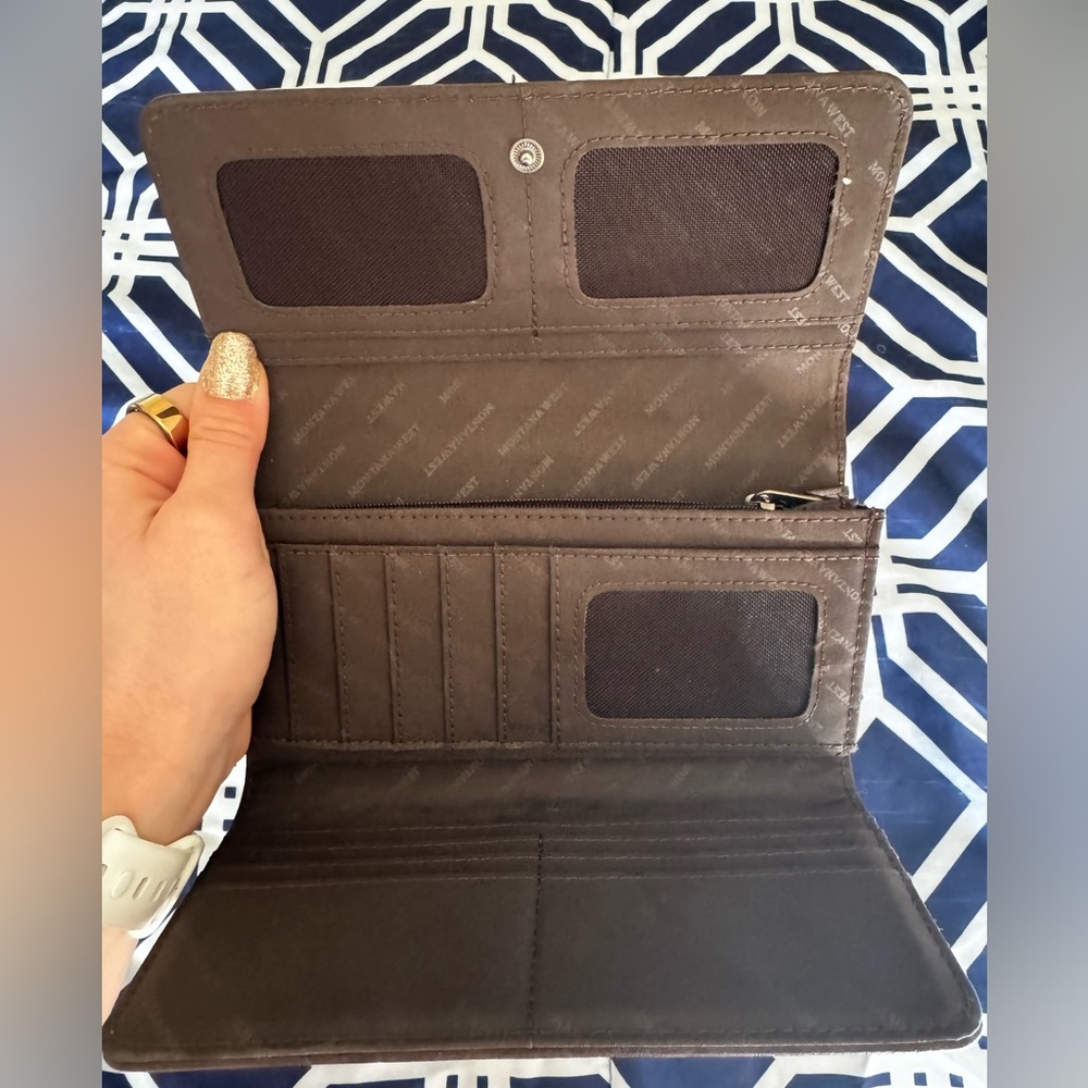 Montana West Purse and matching Wallet - Picture 5 of 5